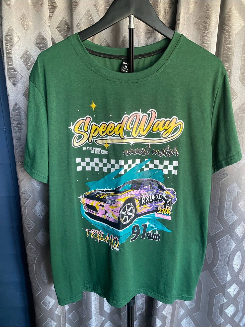 Romwe Men’s M Green Racing Car Graphic T-Shirt Retro Y2K Street Style Streetwear